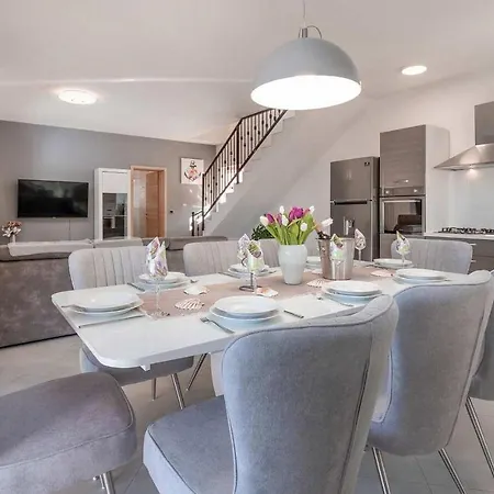 Holiday home Bellavista Radmani *
